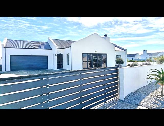 3 BEDROOM HOUSE FOR SALE IN ATLANTIC SANDS PRIVATE ESTATE